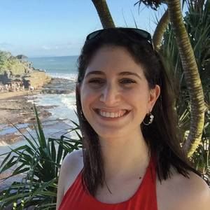 Meet your Posher, Dana